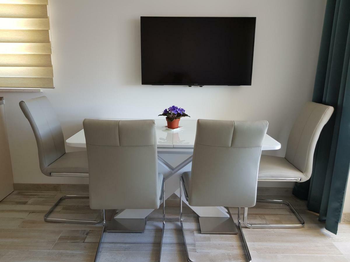 Apartmani Marella Donji Seget Εξωτερικό φωτογραφία