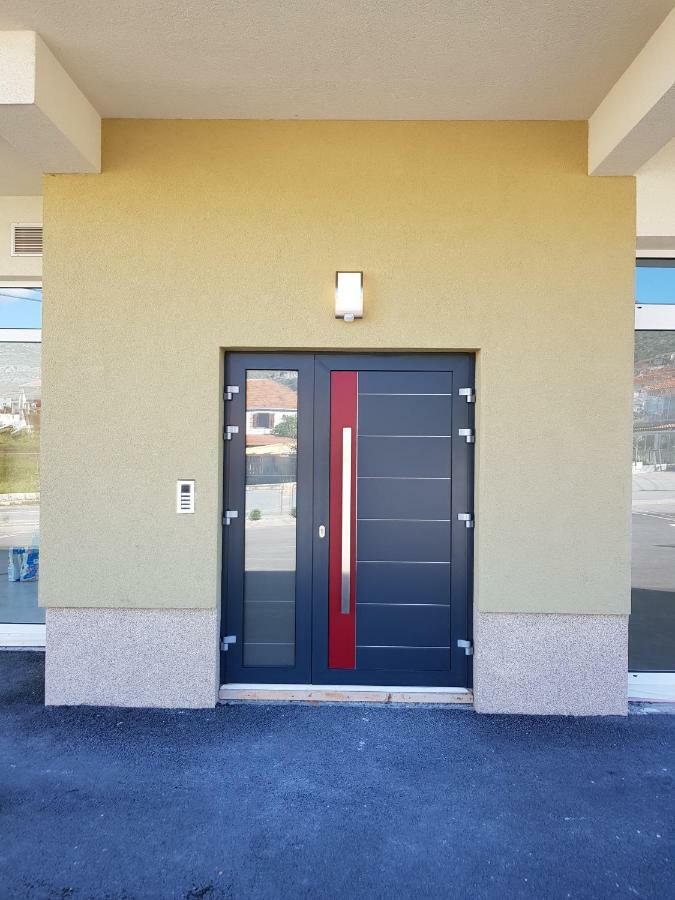 Apartmani Marella Donji Seget Εξωτερικό φωτογραφία