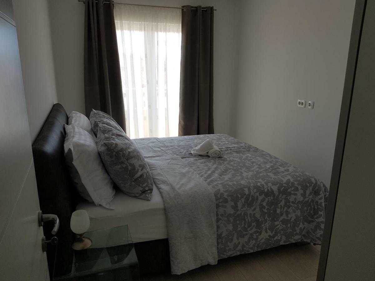 Apartmani Marella Donji Seget Εξωτερικό φωτογραφία