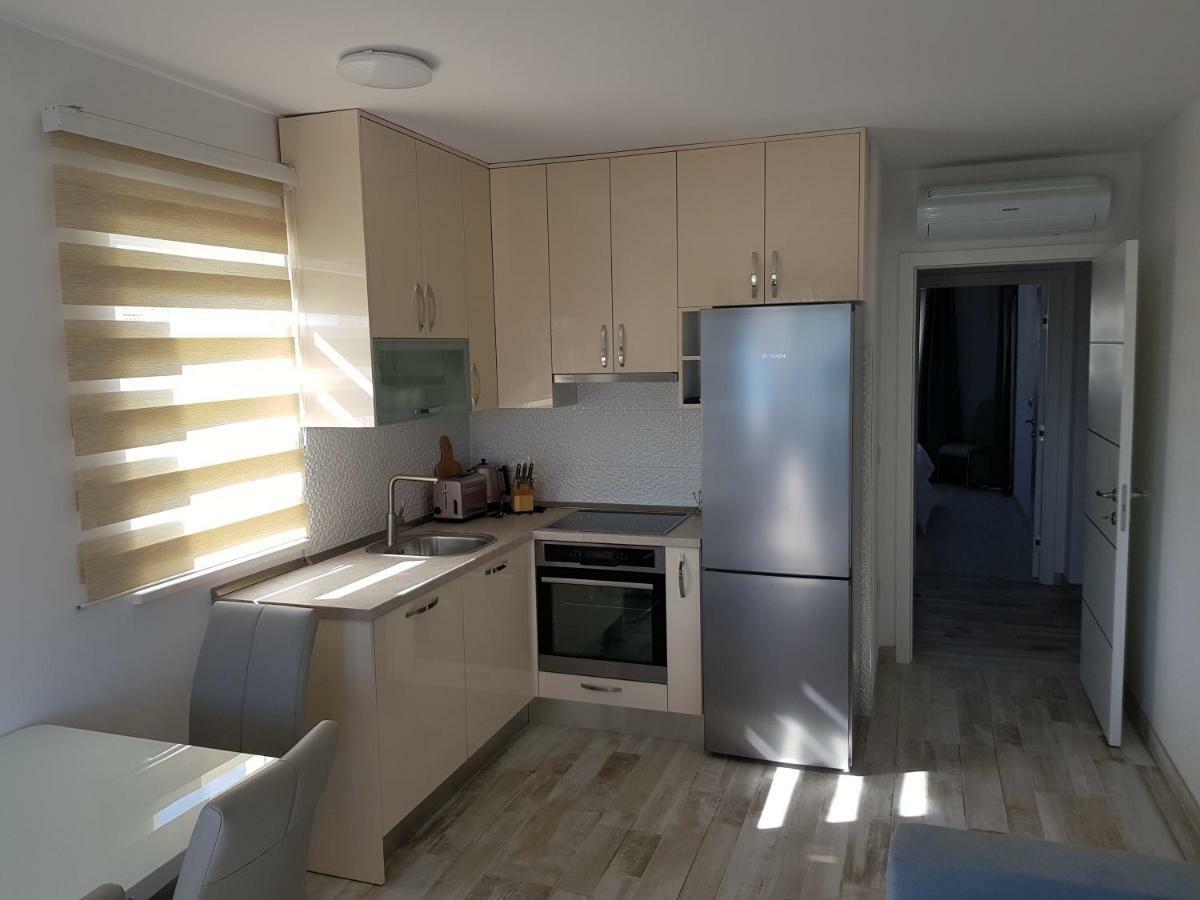 Apartmani Marella Donji Seget Εξωτερικό φωτογραφία