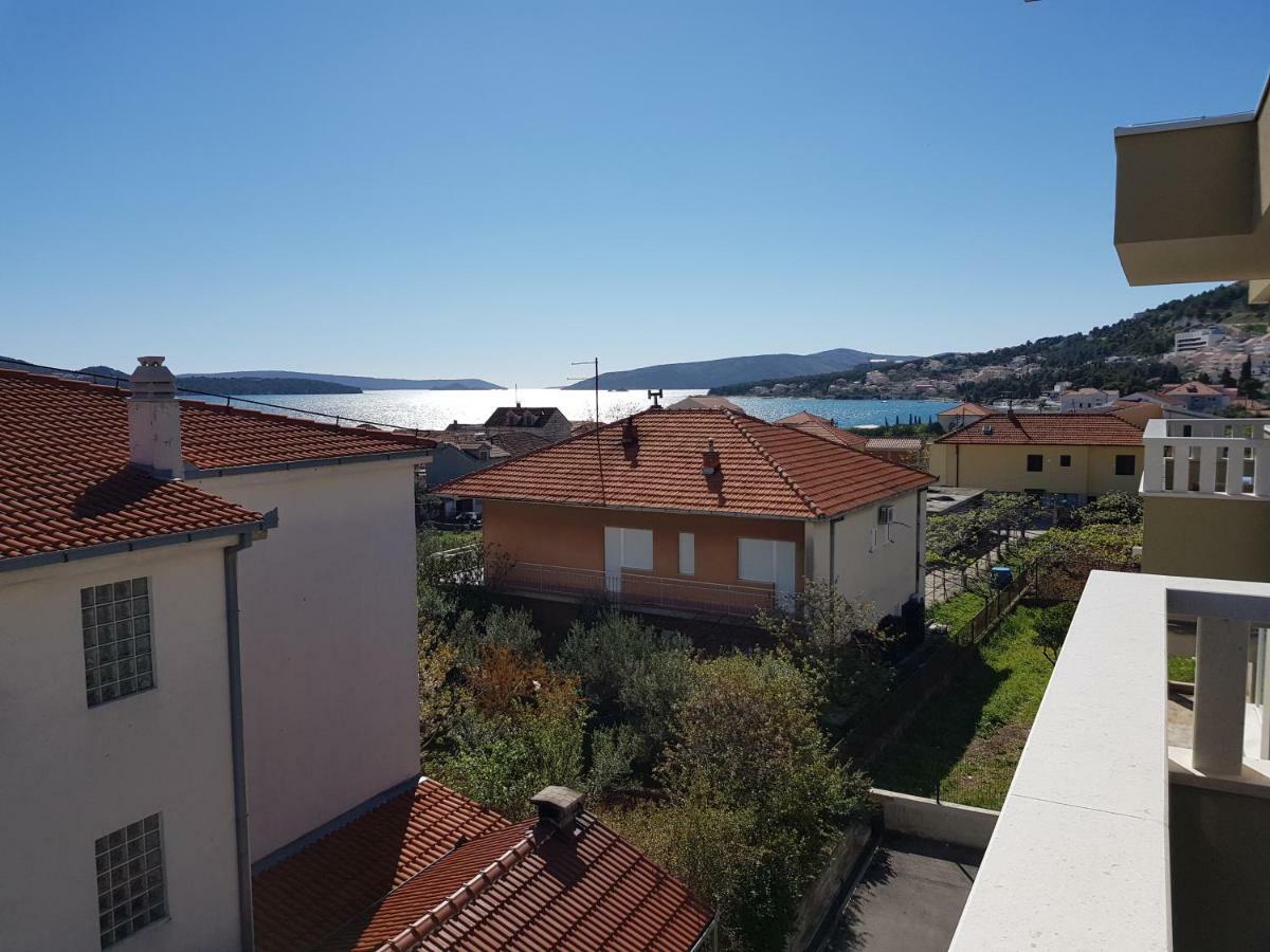 Apartmani Marella Donji Seget Εξωτερικό φωτογραφία