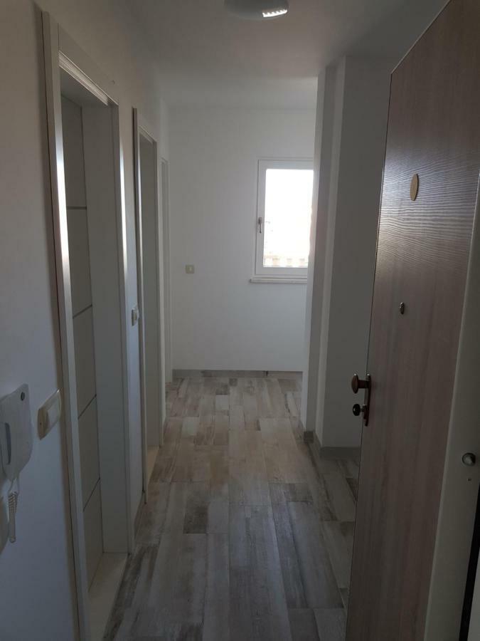 Apartmani Marella Donji Seget Εξωτερικό φωτογραφία