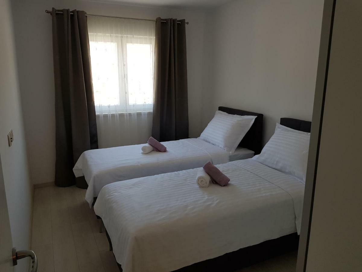 Apartmani Marella Donji Seget Εξωτερικό φωτογραφία