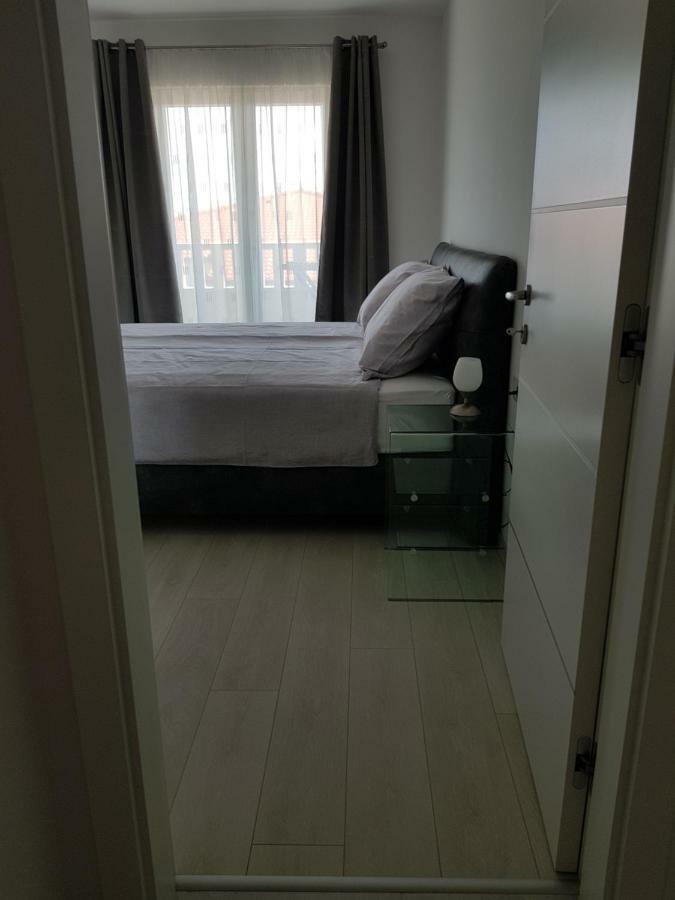 Apartmani Marella Donji Seget Εξωτερικό φωτογραφία
