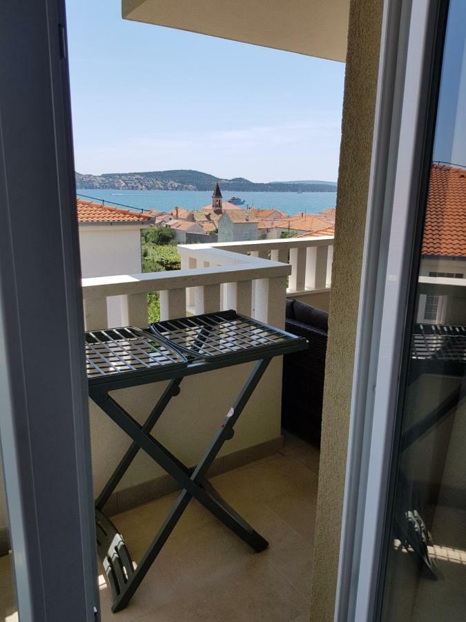 Apartmani Marella Donji Seget Εξωτερικό φωτογραφία