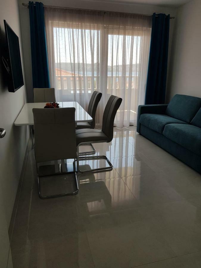 Apartmani Marella Donji Seget Εξωτερικό φωτογραφία