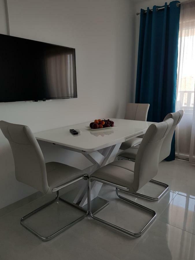 Apartmani Marella Donji Seget Εξωτερικό φωτογραφία