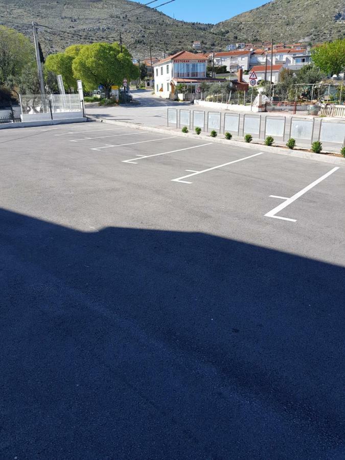 Apartmani Marella Donji Seget Εξωτερικό φωτογραφία