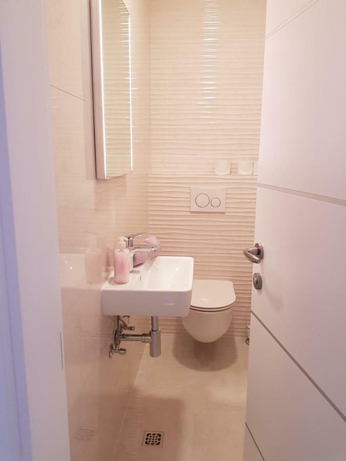 Apartmani Marella Donji Seget Εξωτερικό φωτογραφία
